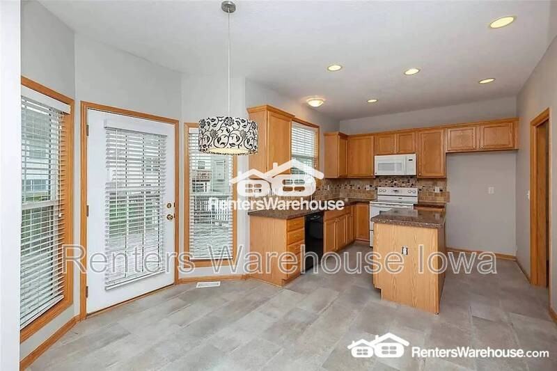 7732 Beechtree Ln - Photo 7 of 29