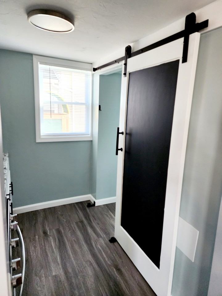 949 Bedford Street - Photo 2 of 27