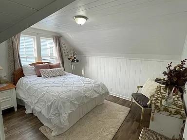 610 Riley St - Photo 3 of 16