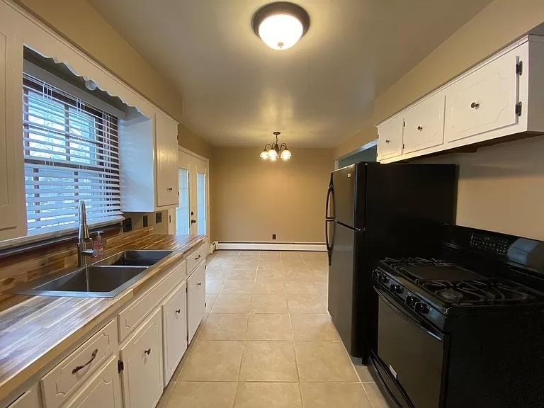 6817 Bonnie Ave Se - Photo 3 of 8