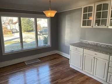 19404 Wakenden - Photo 3 of 10