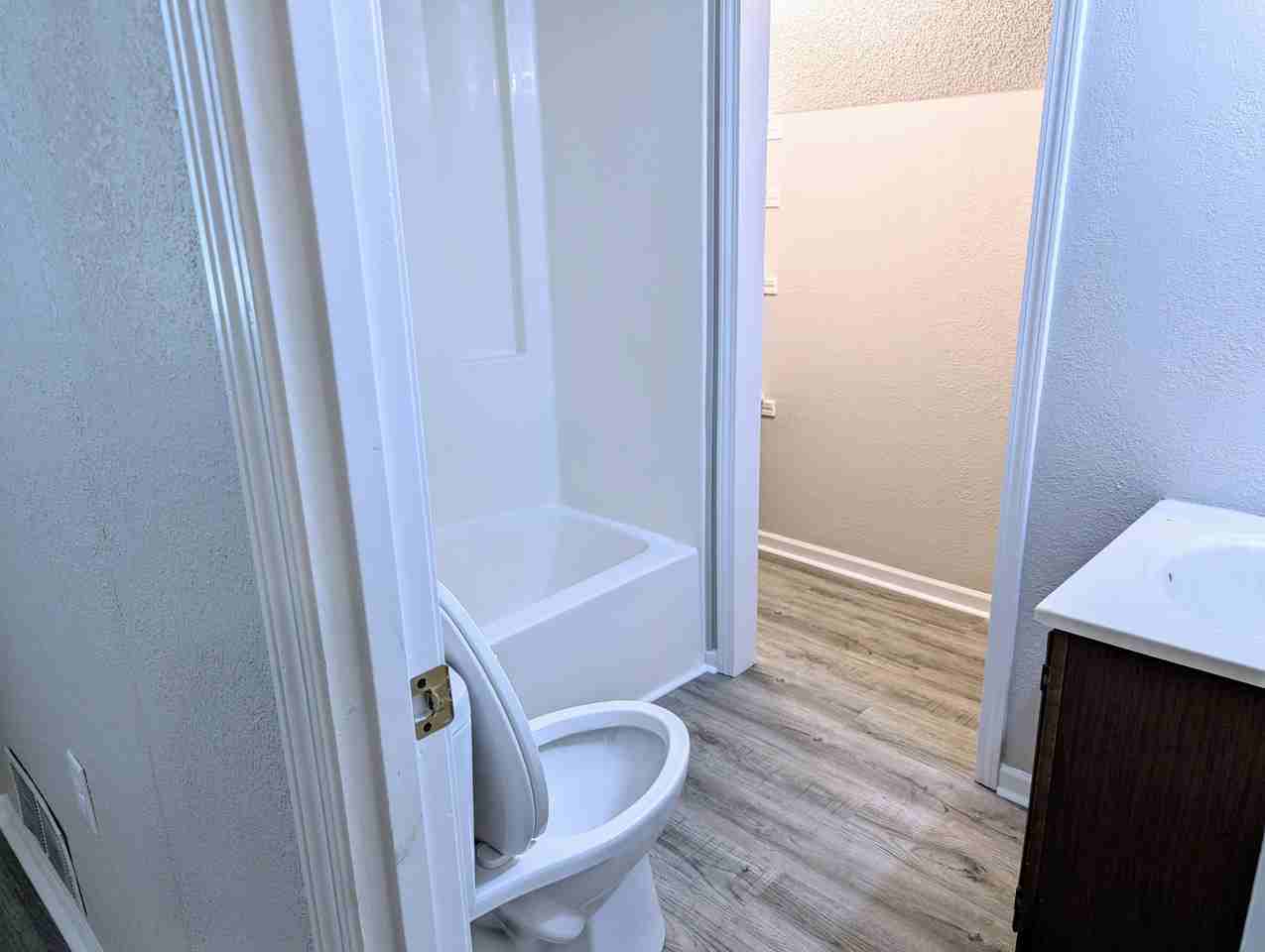 224 Se 121st Rd #3 - Photo 5 of 6