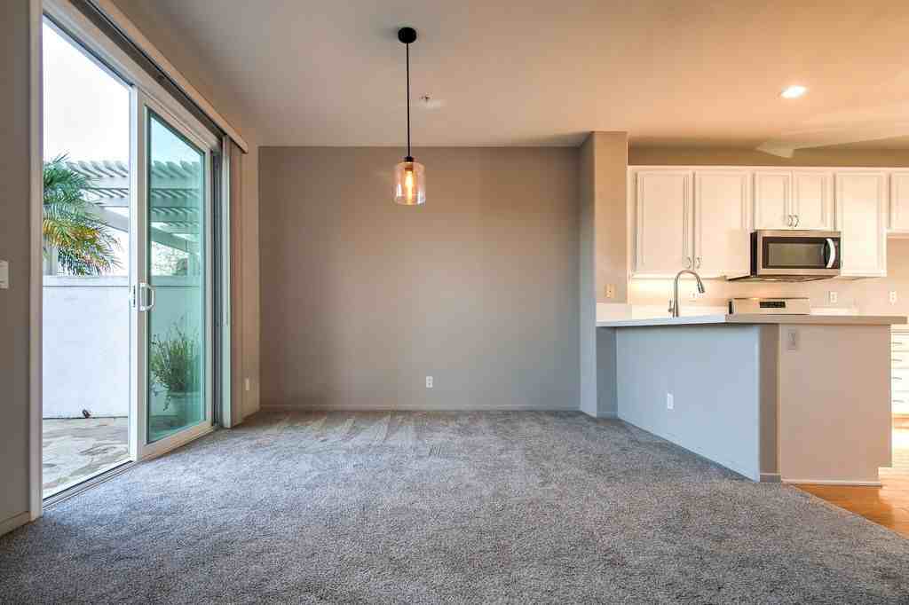 63 Seacountry Ln - Photo 2 of 18