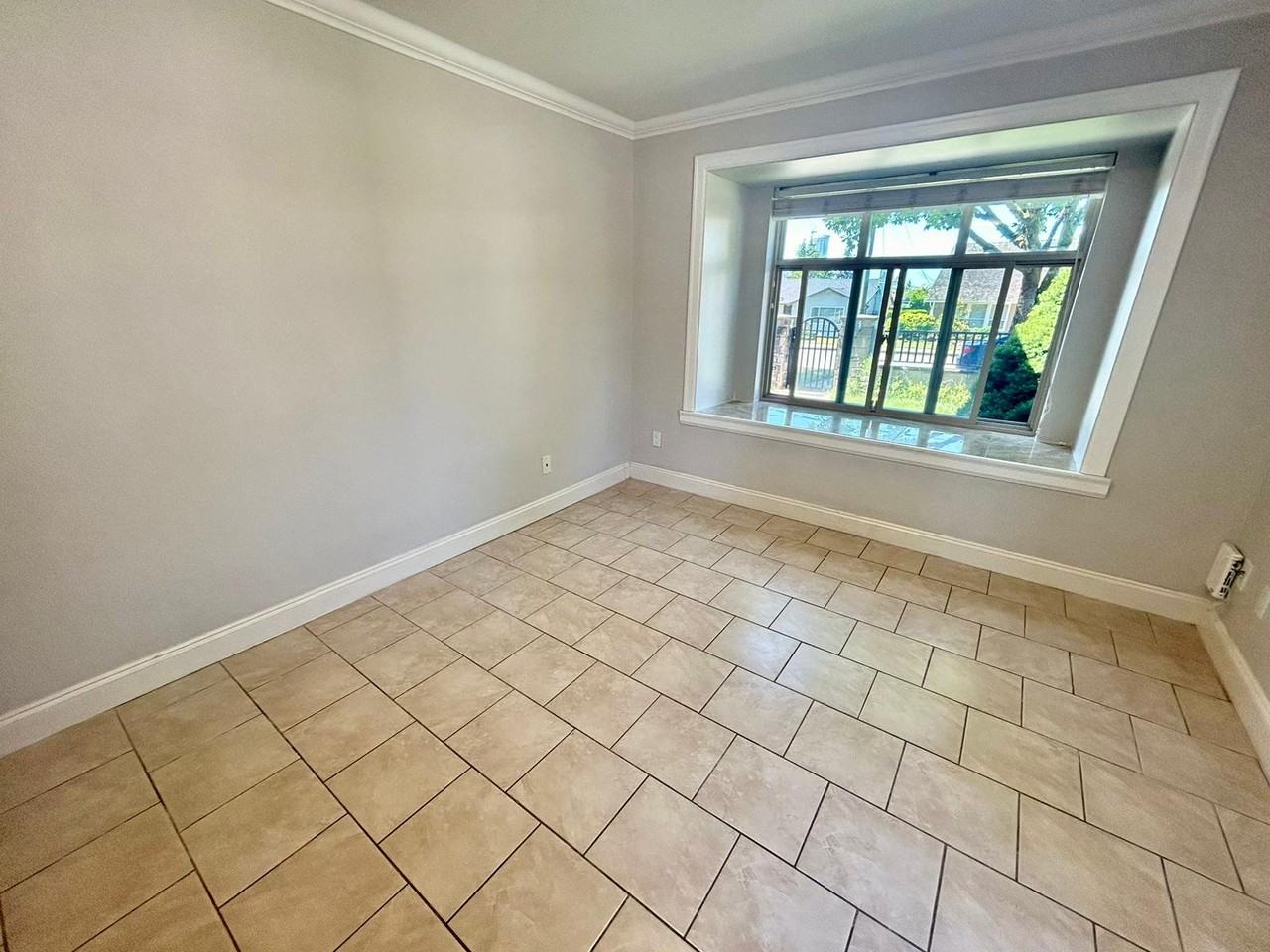 7550 Davies Street - Photo 4 of 9