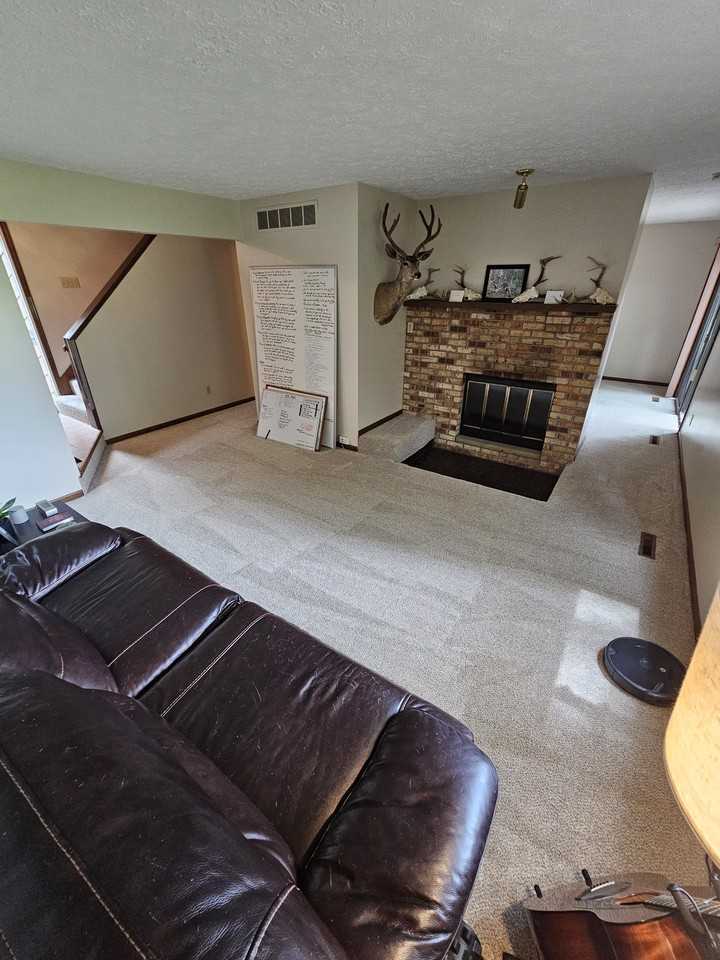 1317 Applegate Ln #1317 - Photo 2 of 19