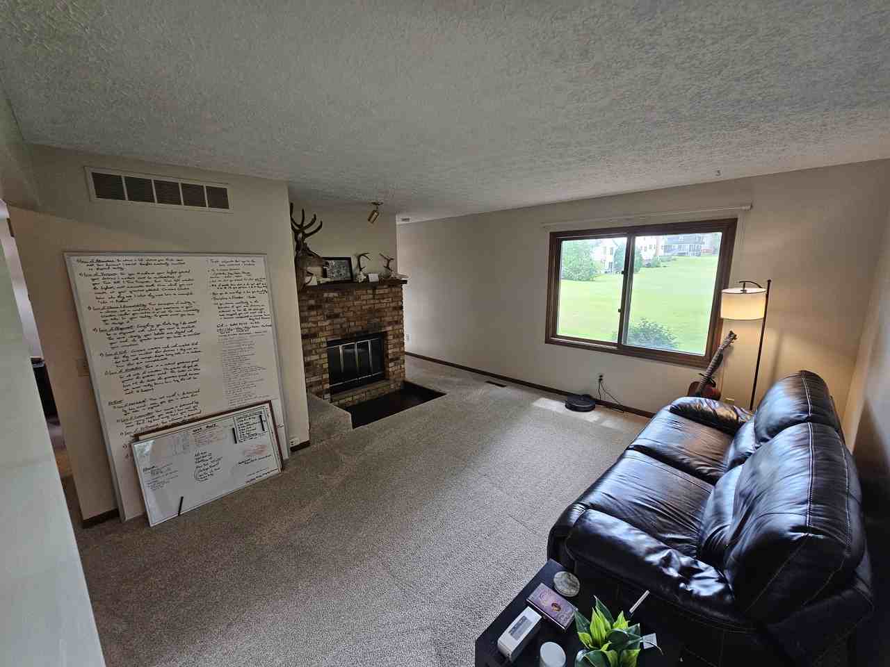 1317 Applegate Ln #1317 - Photo 3 of 19