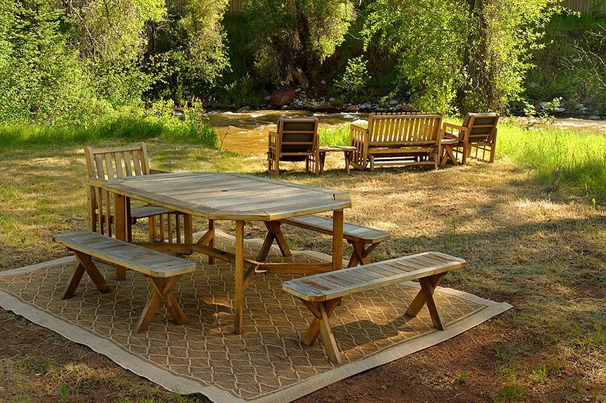 2520 Lower River Road - Photo 2 of 12