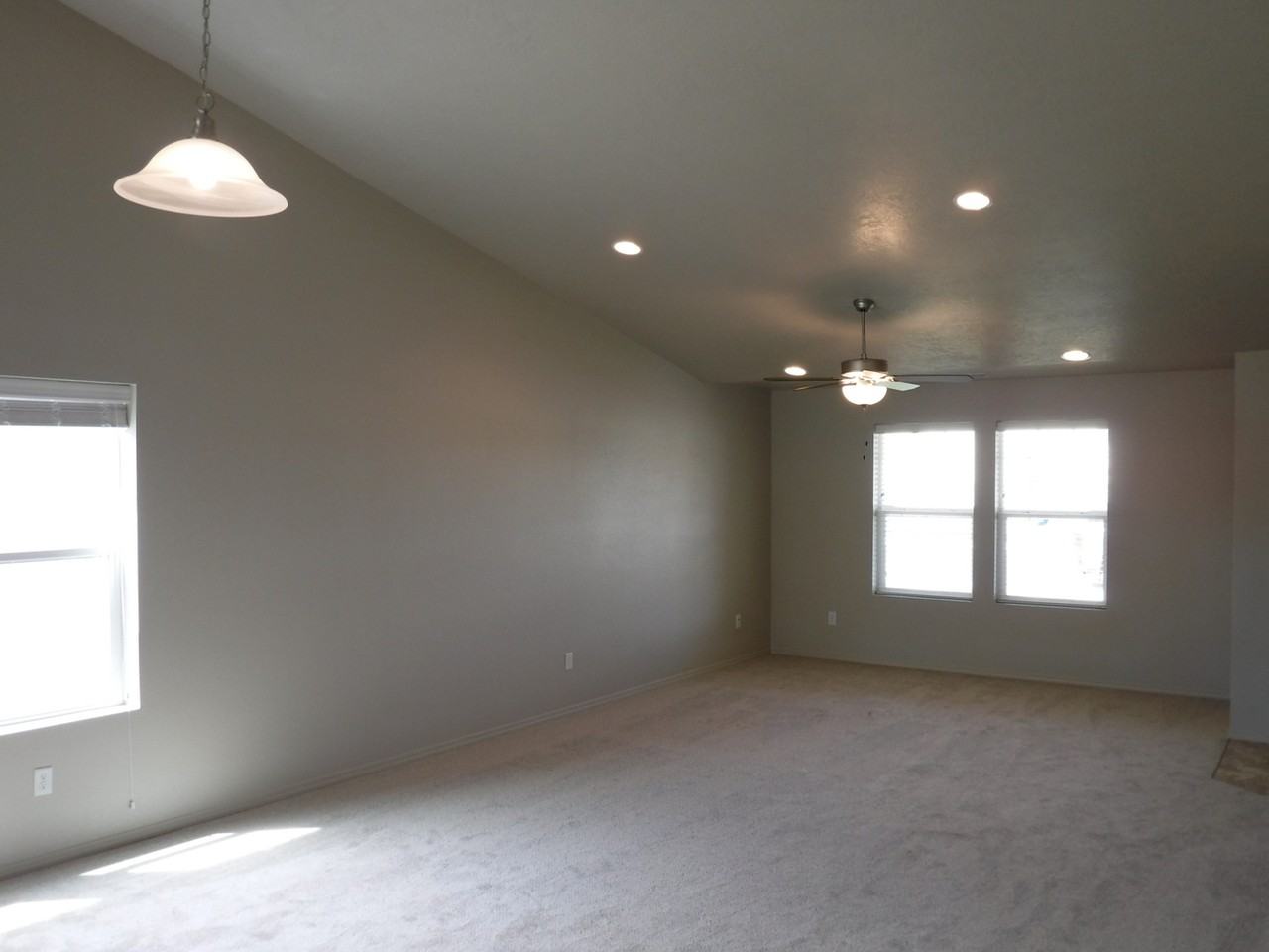 12575 W Hidden Point Dr - Photo 5 of 29