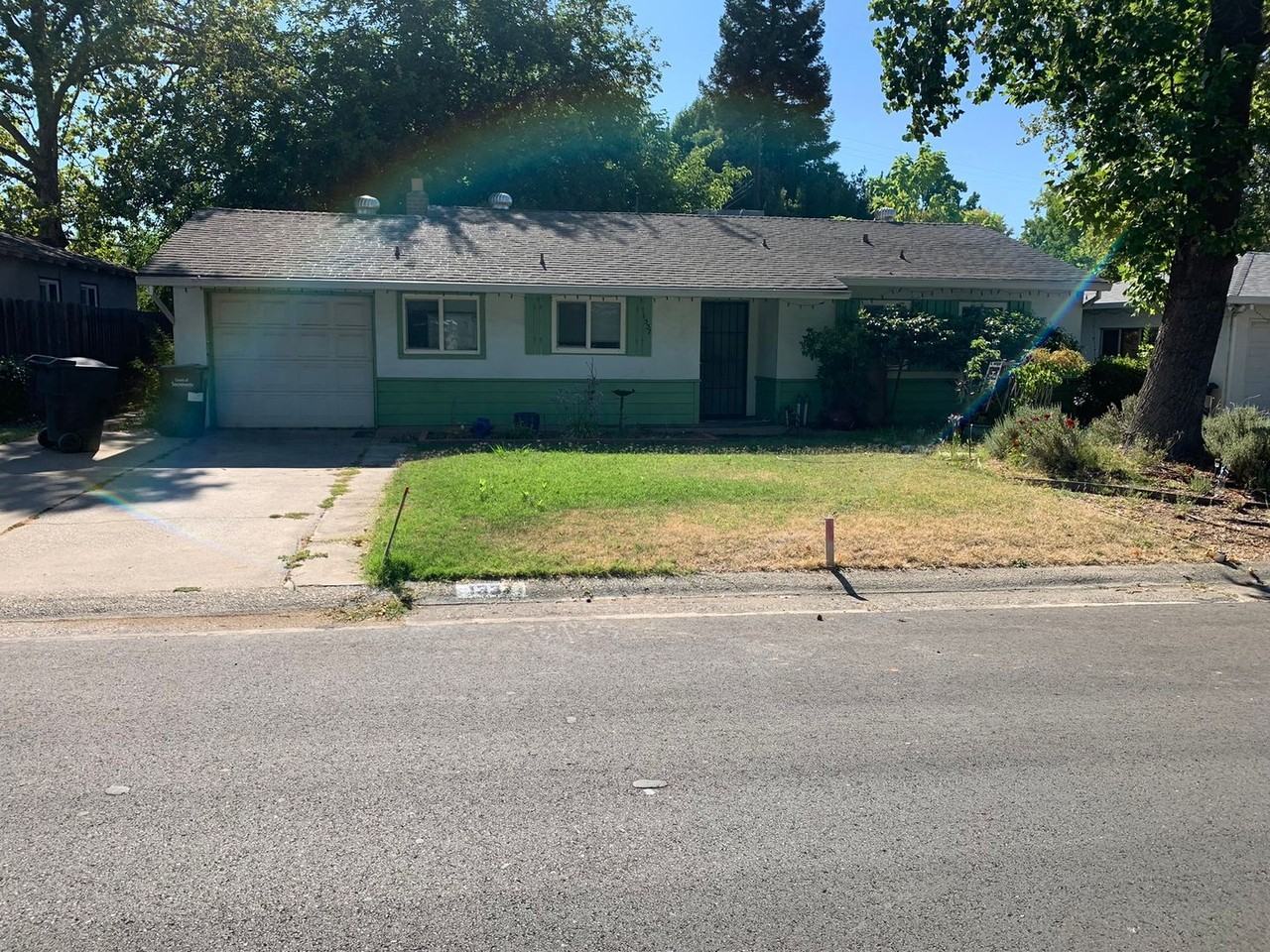 1337 Greenhills Rd - Photo 2 of 17