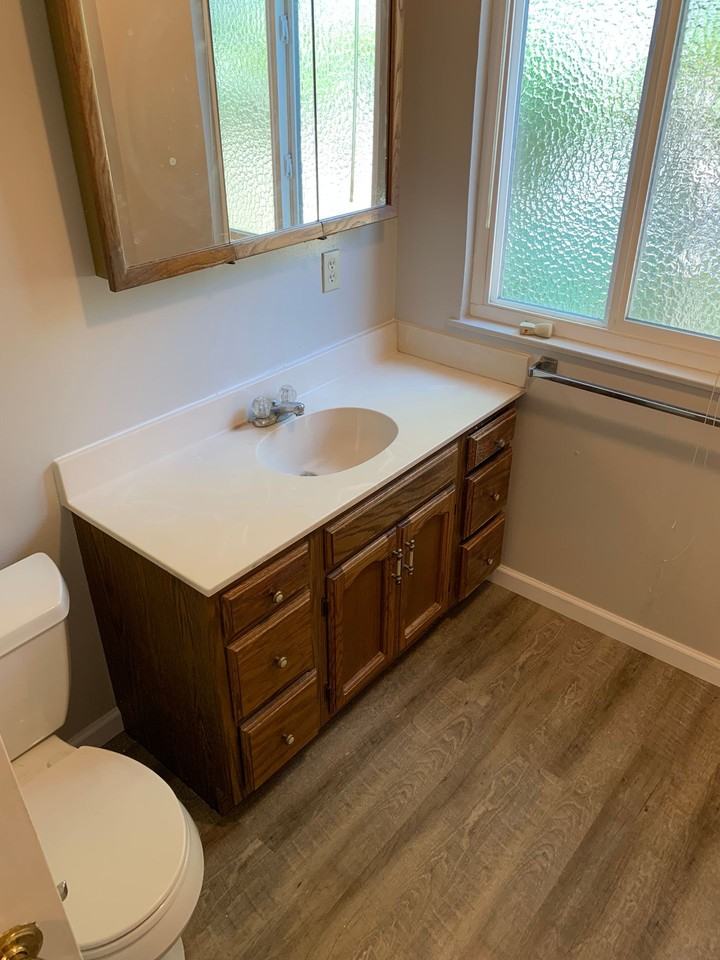 1337 Greenhills Rd - Photo 3 of 17