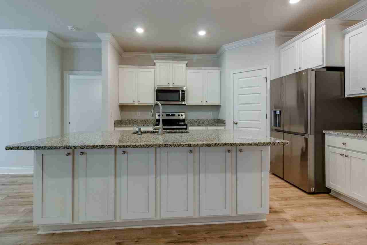 183 Lightning Bug Ln - Photo 5 of 50