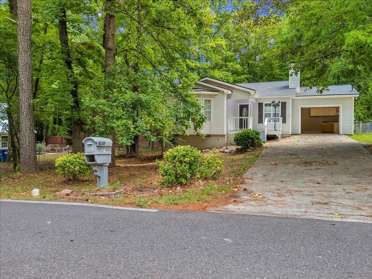 2244 Unaliyi Trail - Photo 2 of 31