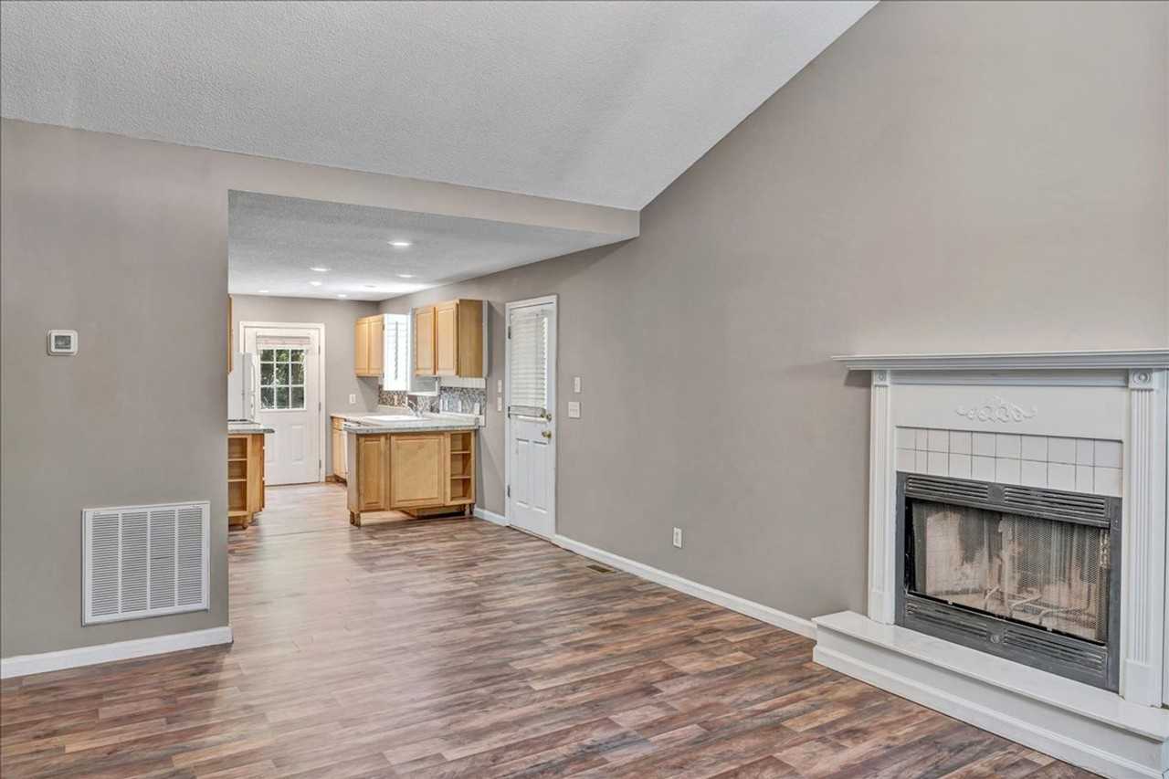 2244 Unaliyi Trail - Photo 4 of 31