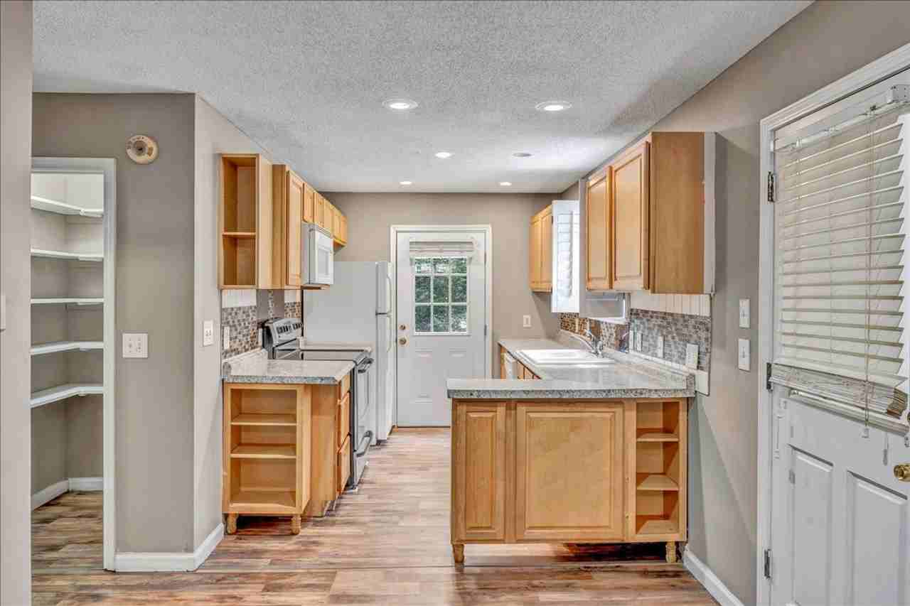 2244 Unaliyi Trail - Photo 6 of 31