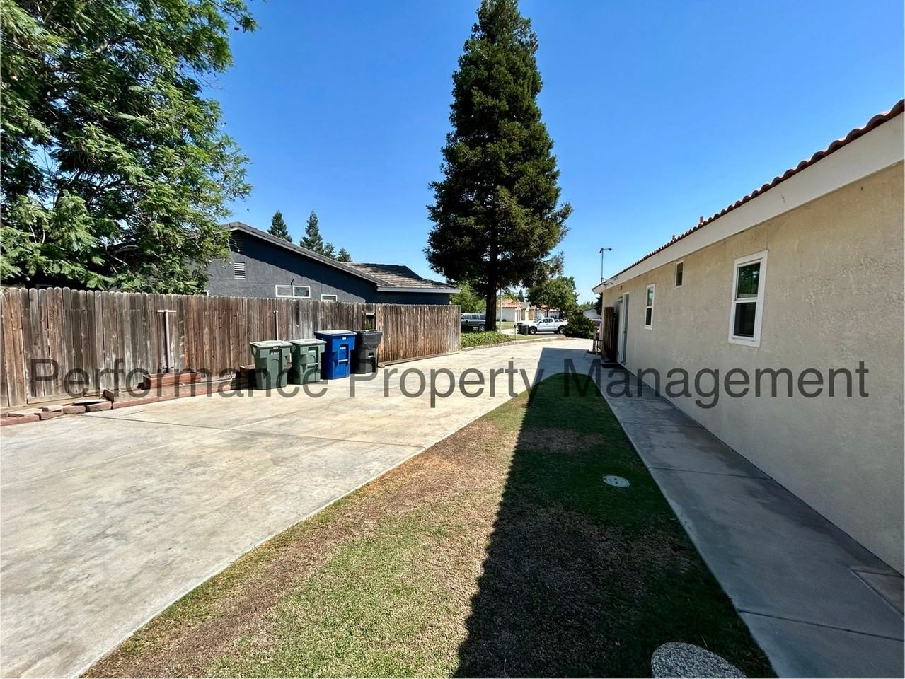 5217 Pavia Ct - Photo 3 of 10