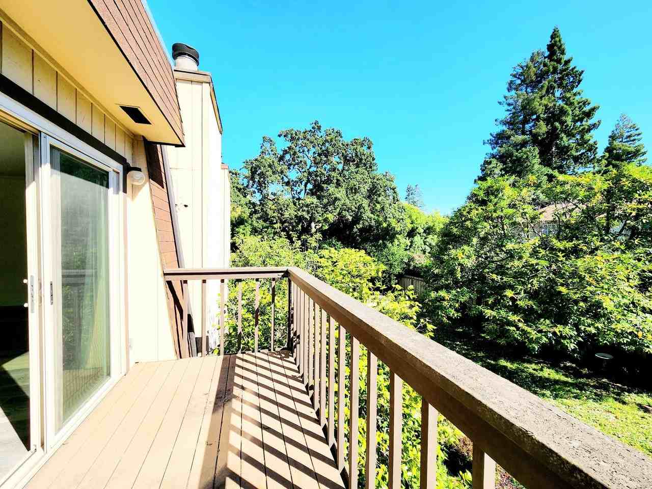 80 Loyola Ave - Photo 2 of 29