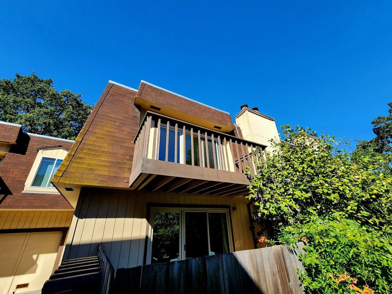 80 Loyola Ave - Photo 3 of 29