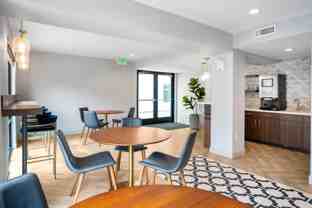 233 St Helens Ave - Photo 1 of 1