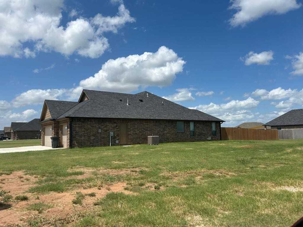 13102 Shadow Ridge Dr - Photo 2 of 34