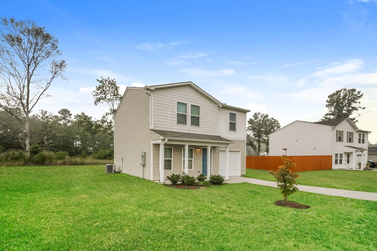 2212 Cotton Dr - Photo 2 of 20