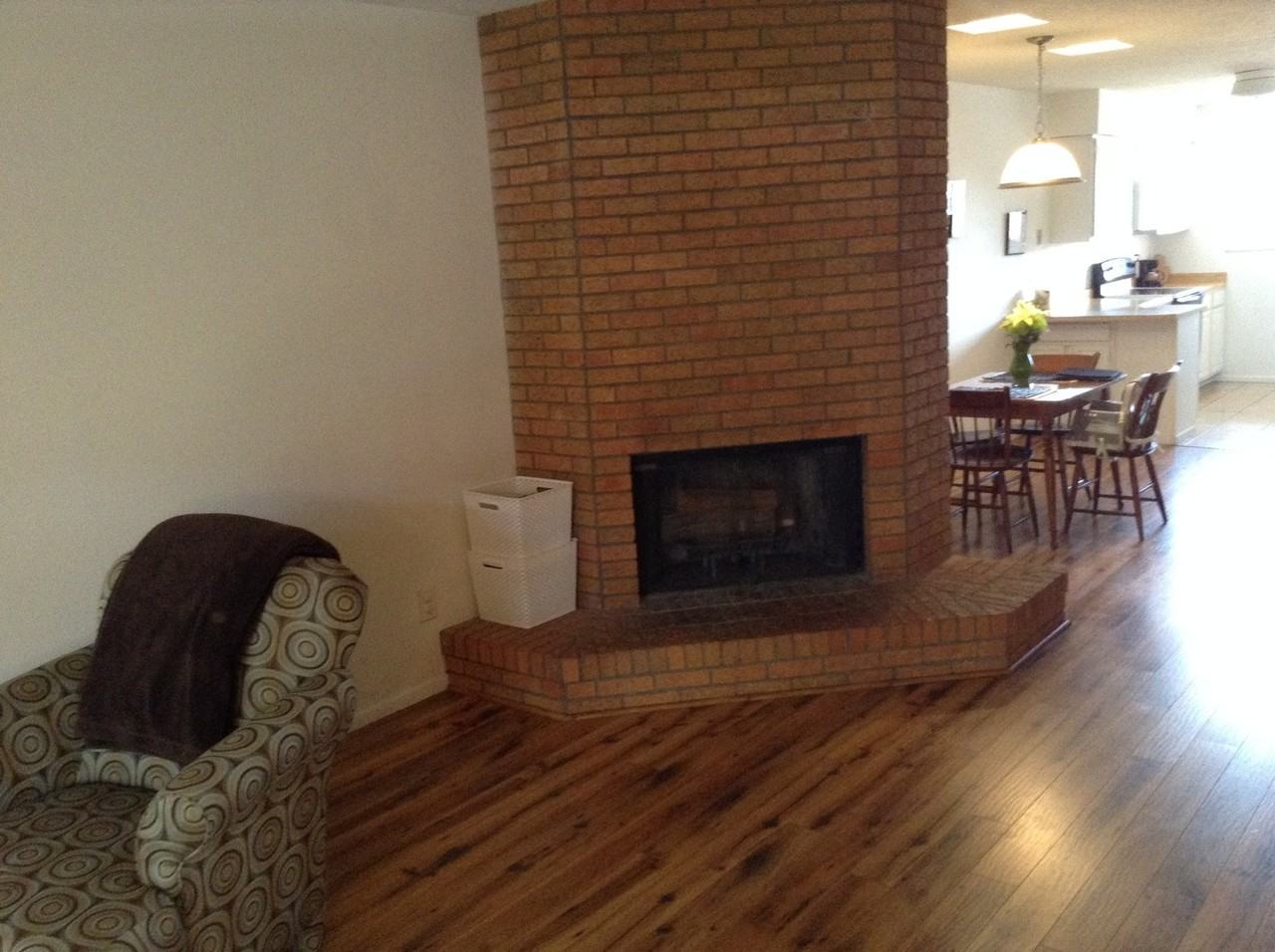 6412 Annapolis Dr Ne - Photo 3 of 8
