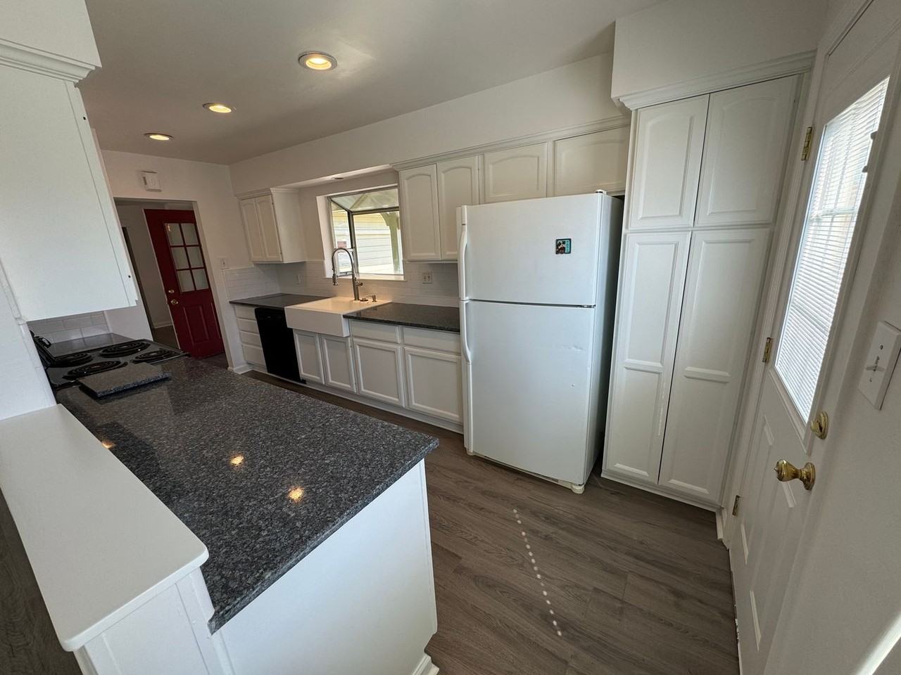 6622 Wellsboro Way - Photo 6 of 26