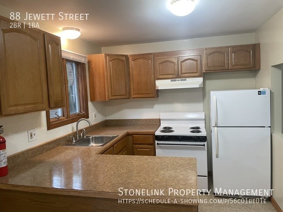 88 Jewett St - Photo 2 of 14