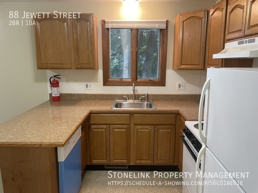 88 Jewett St - Photo 3 of 14