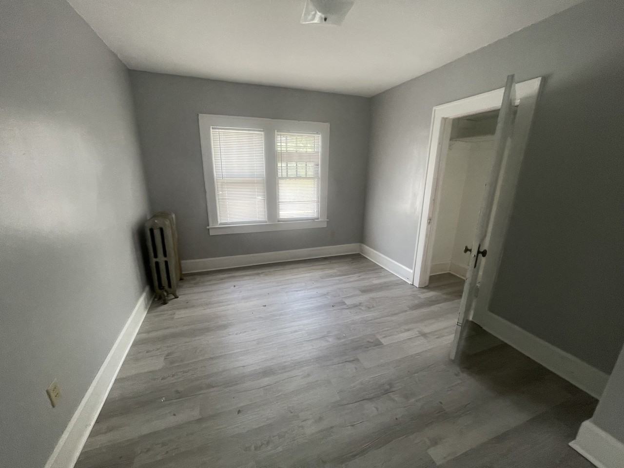 1033 N 7th St #4 - Photo 5 of 8