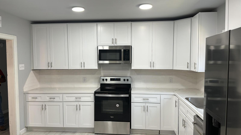 2305 N 15th St - Photo 2 of 9