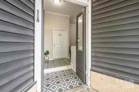 118 W Centerview St #C - Photo 2 of 11