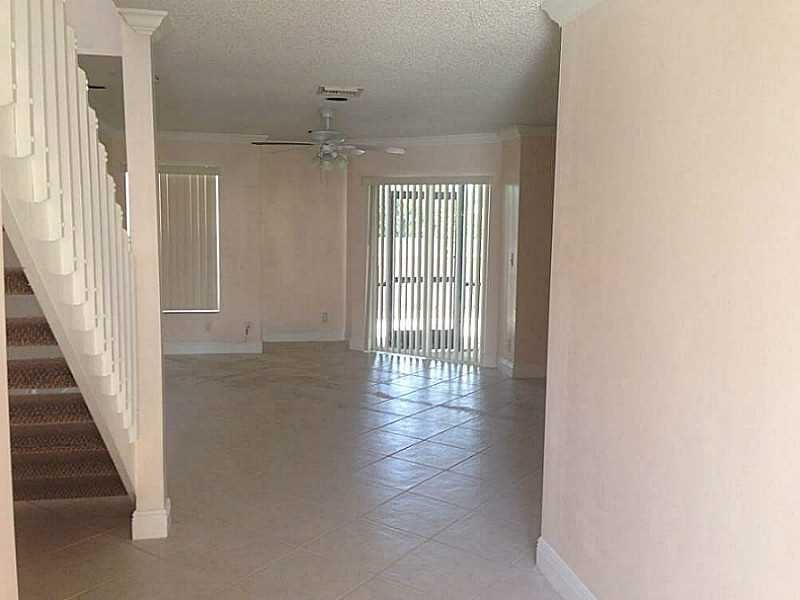 10839 Cypress Glen Drive - Photo 3 of 12