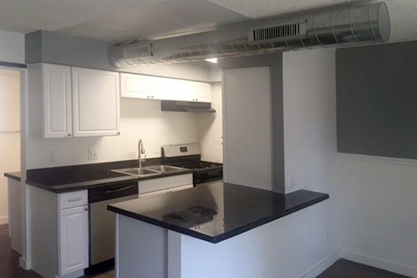 Colonnade Apartment Homes - Photo 3 of 28