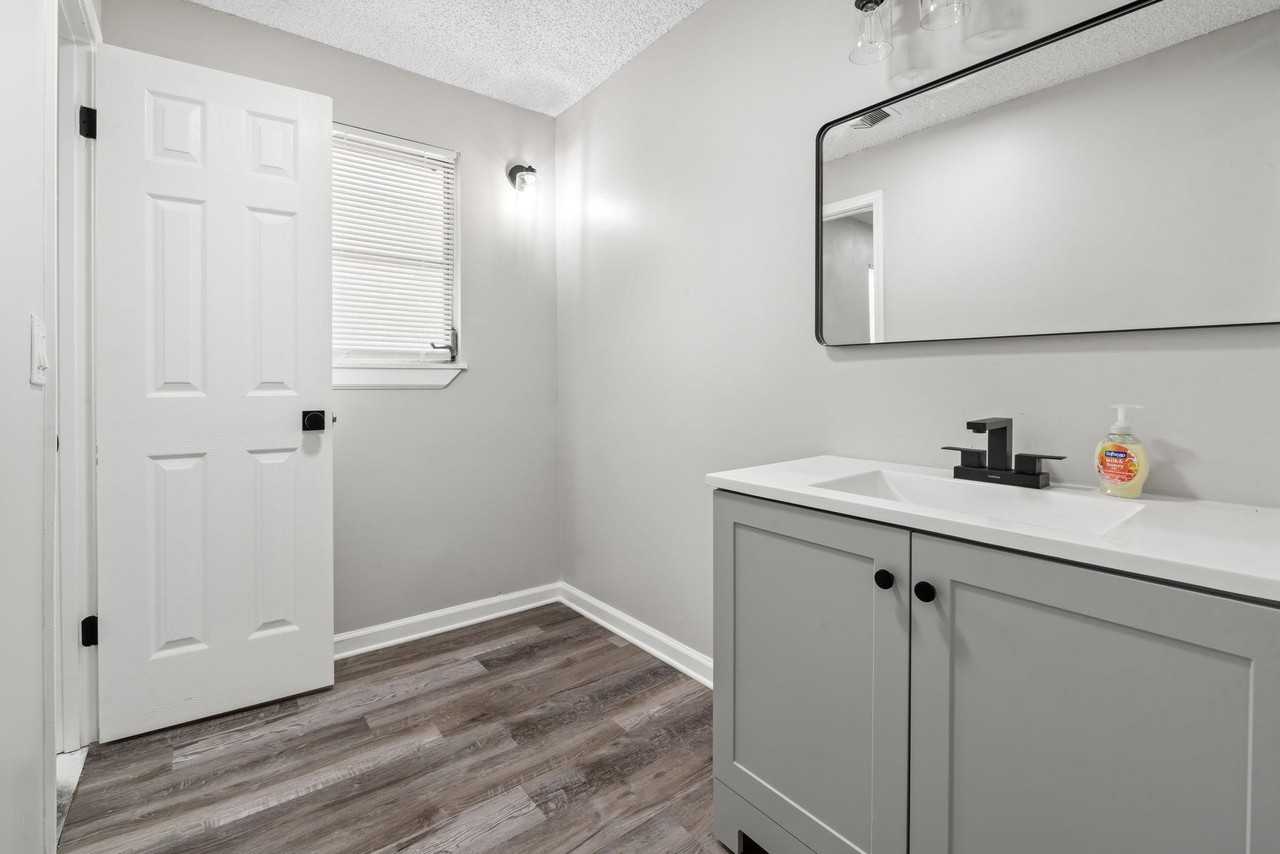 Spirea St - Photo 6 of 13