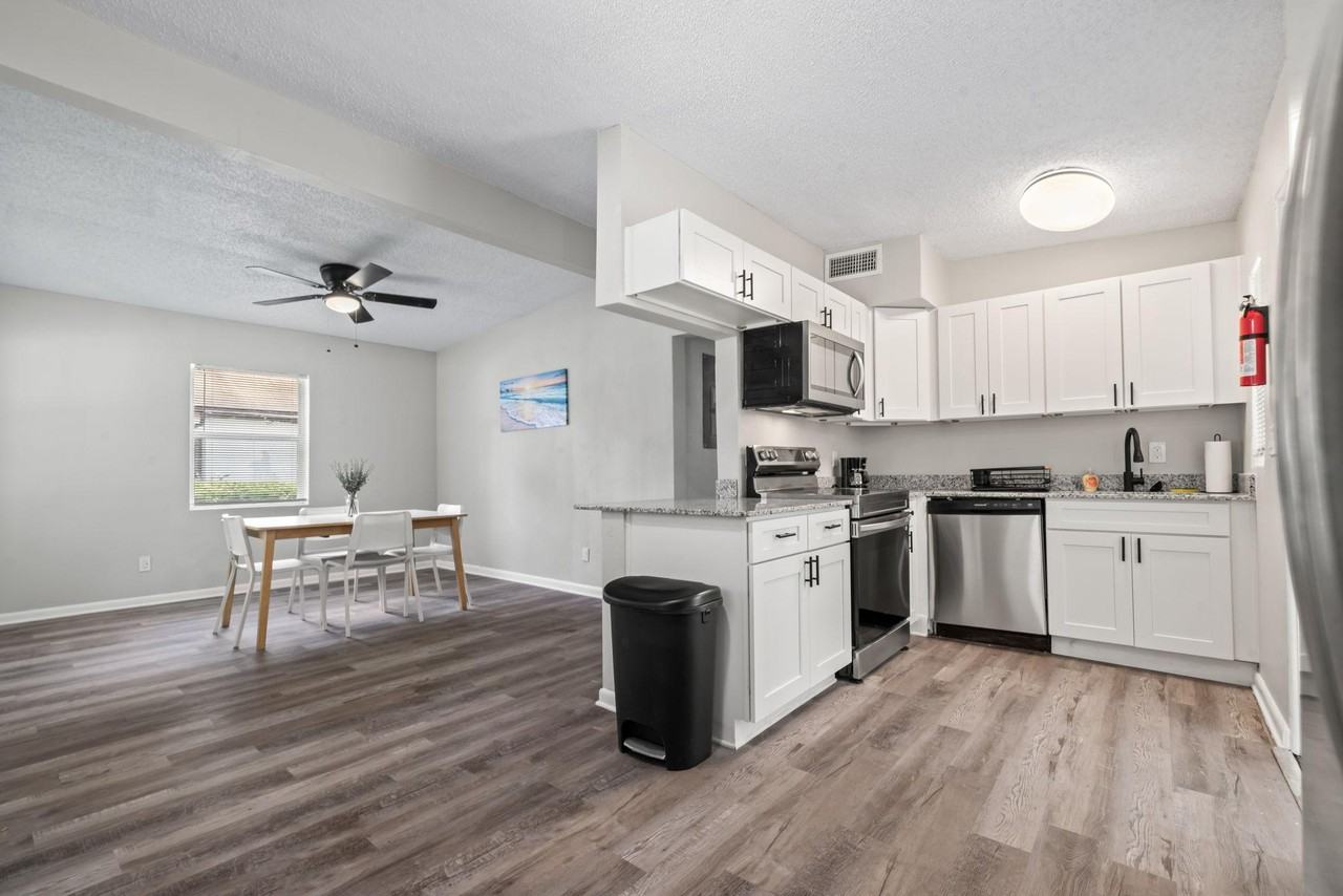 Spirea St - Photo 7 of 13