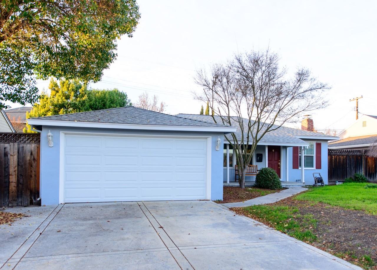 2177 Sunny Vista Dr - Photo 3 of 18