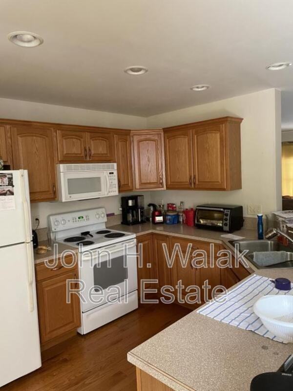 201 Fawn Ct - Photo 3 of 5