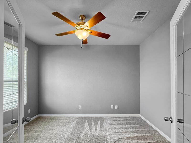 11307 Decidedly - Photo 5 of 32