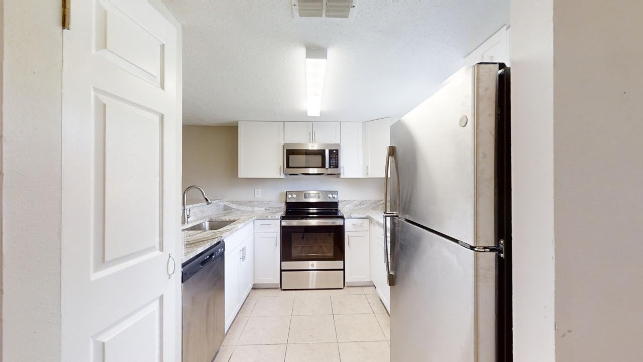 2029 Pine Chace Ct - Photo 2 of 35