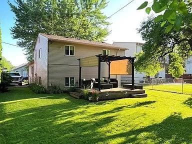 364 Roth Blvd - Photo 3 of 11
