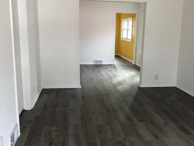 1609 W Hines St - Photo 2 of 8