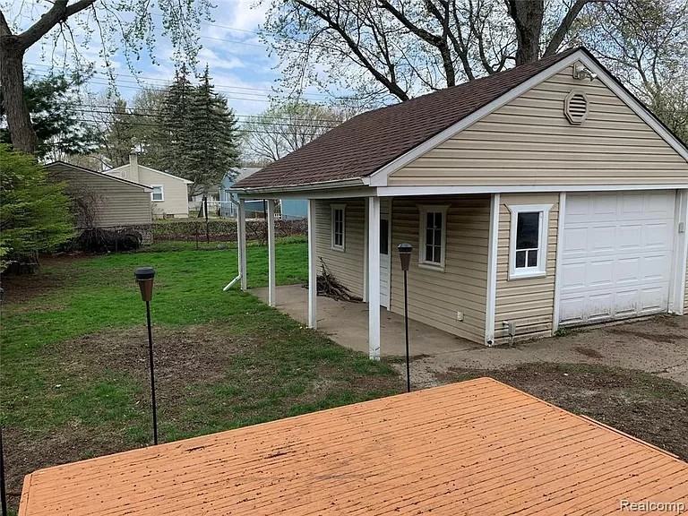 4507 Woodland Ave - Photo 3 of 11