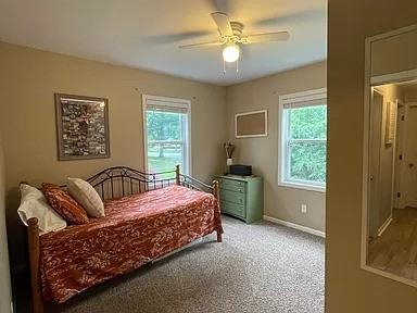 219 W Sugnet Rd - Photo 3 of 16