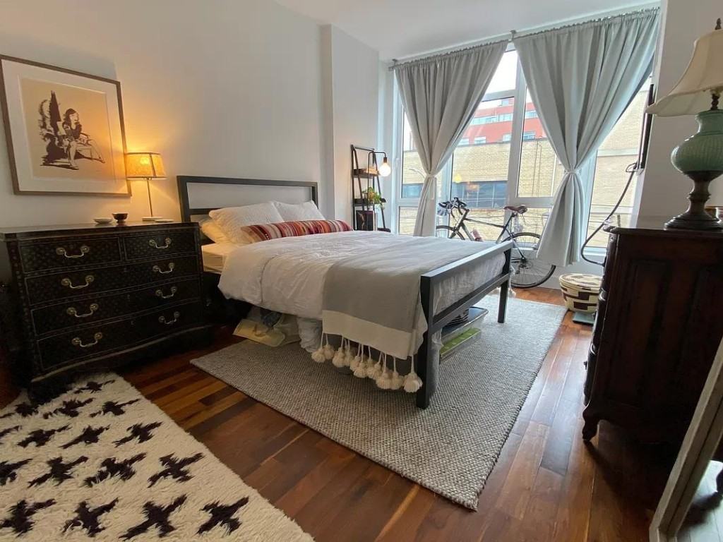 N 11th St #3M - Photo 3 of 12