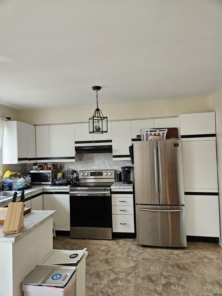 1977 Avenue Cardinal - Photo 2 of 14