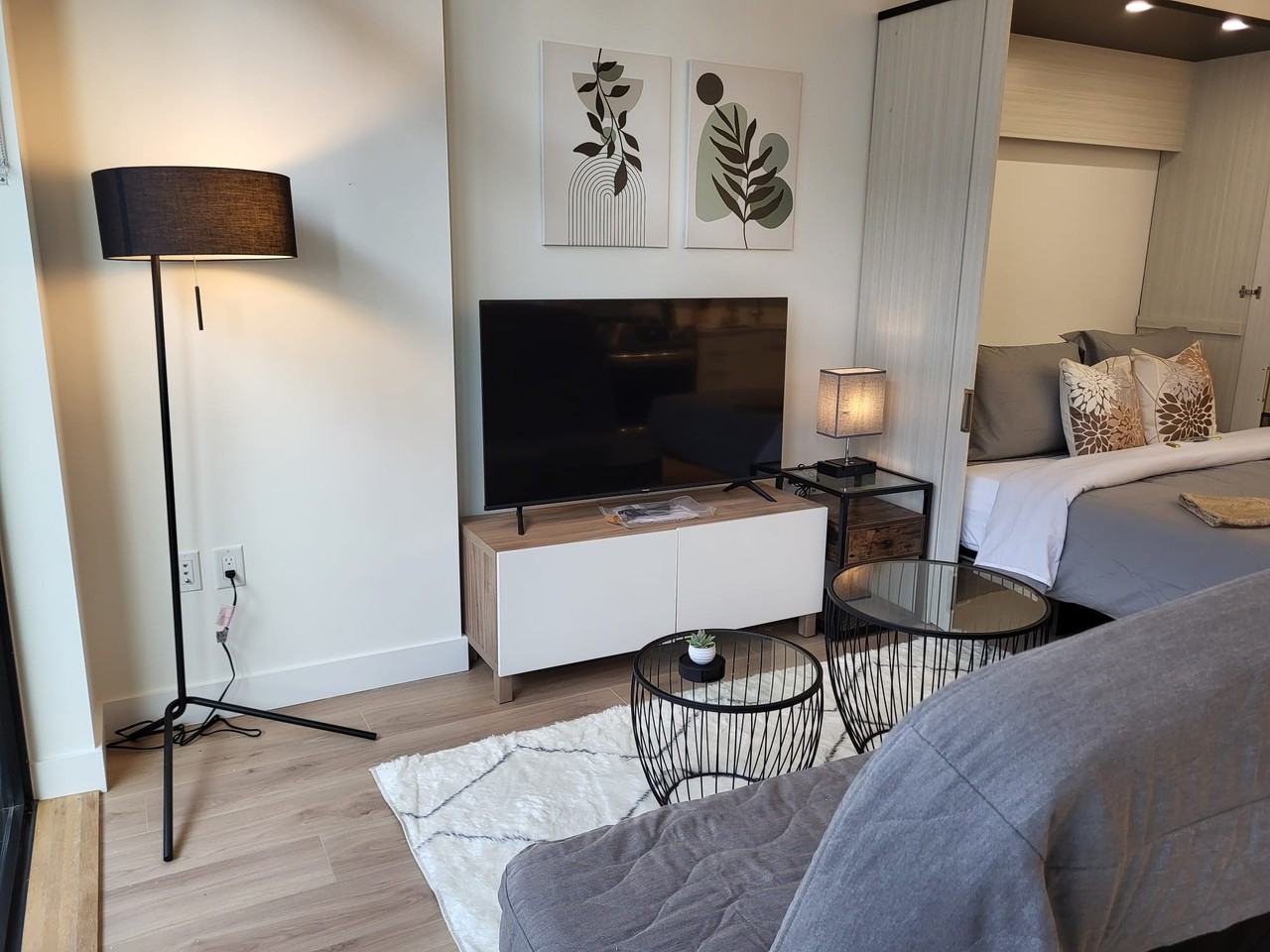 311 West 1st Street #404 - Photo 5 of 22