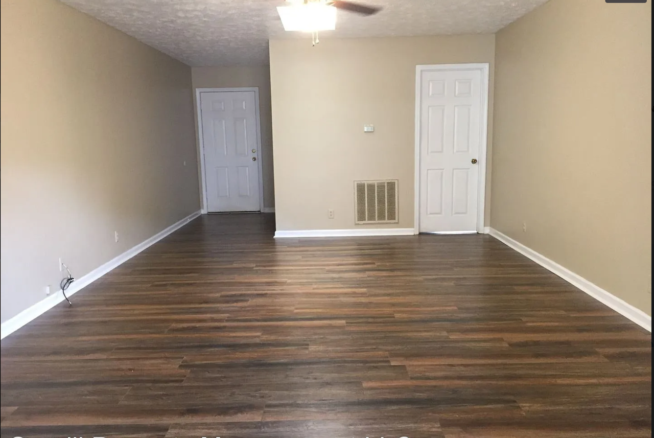 Single Duplex House - Photo 3 of 20