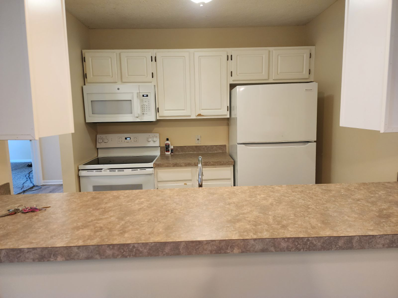 512 Carom Cir - Photo 3 of 8