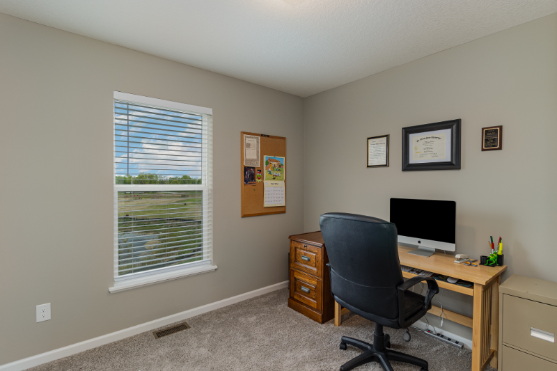 13575 Pine Dr - Photo 2 of 19