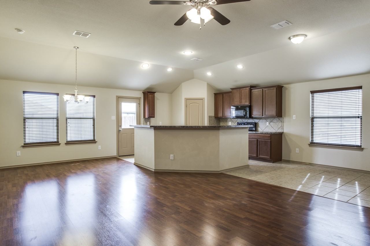 409 Millbrook Ln #NA - Photo 2 of 12